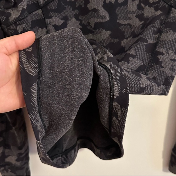 Lululemon women’s camo pullover - Picture 7 of 11